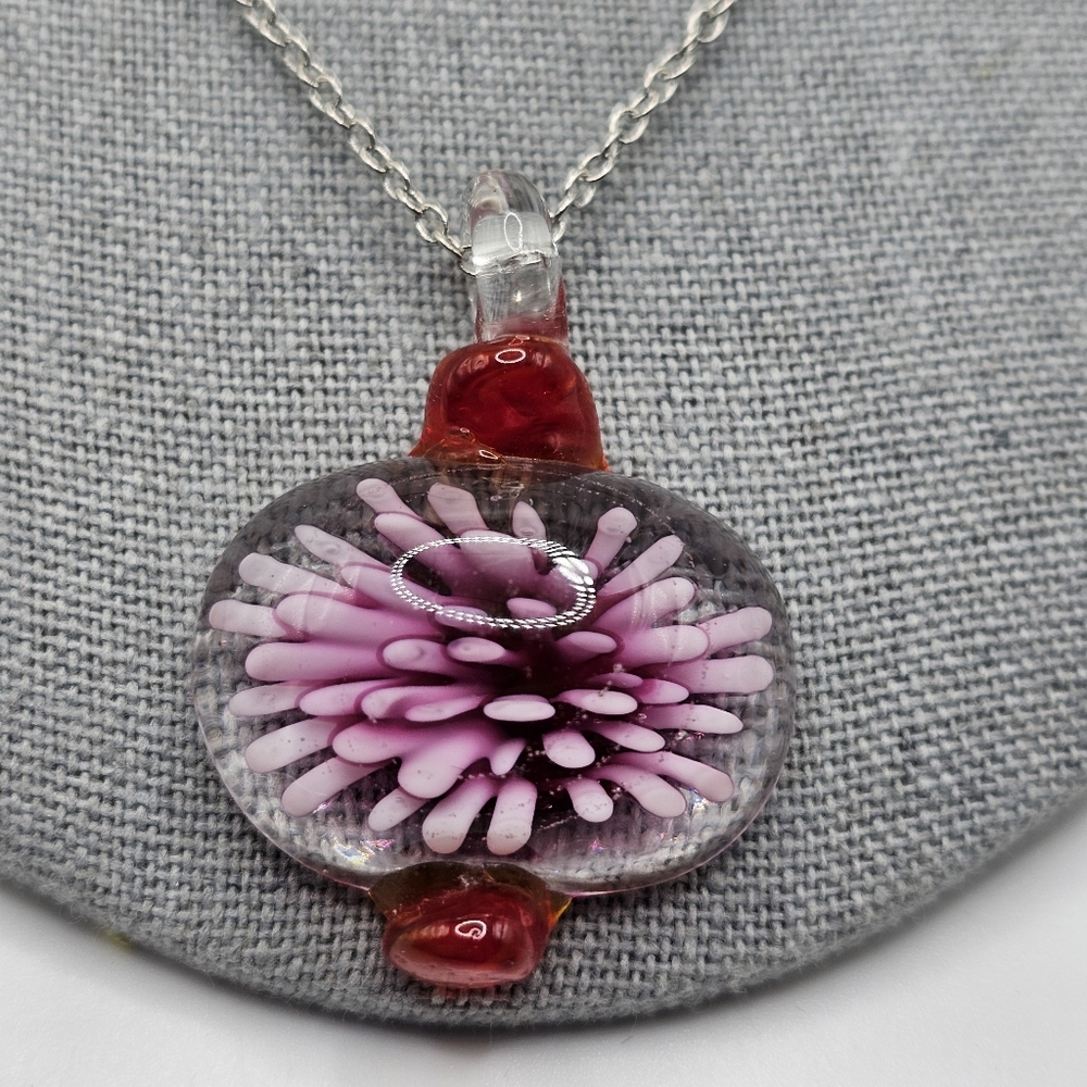 Elegant Glass Flower Pendant Necklace 18" Silvertone Chain No Extender